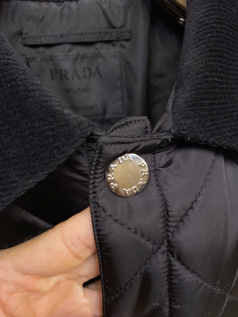 Pra*a outwear